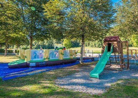 Oh! Campings - Camping Paradis A L'Ombre Des Tilleuls Peyrouse Экстерьер фото